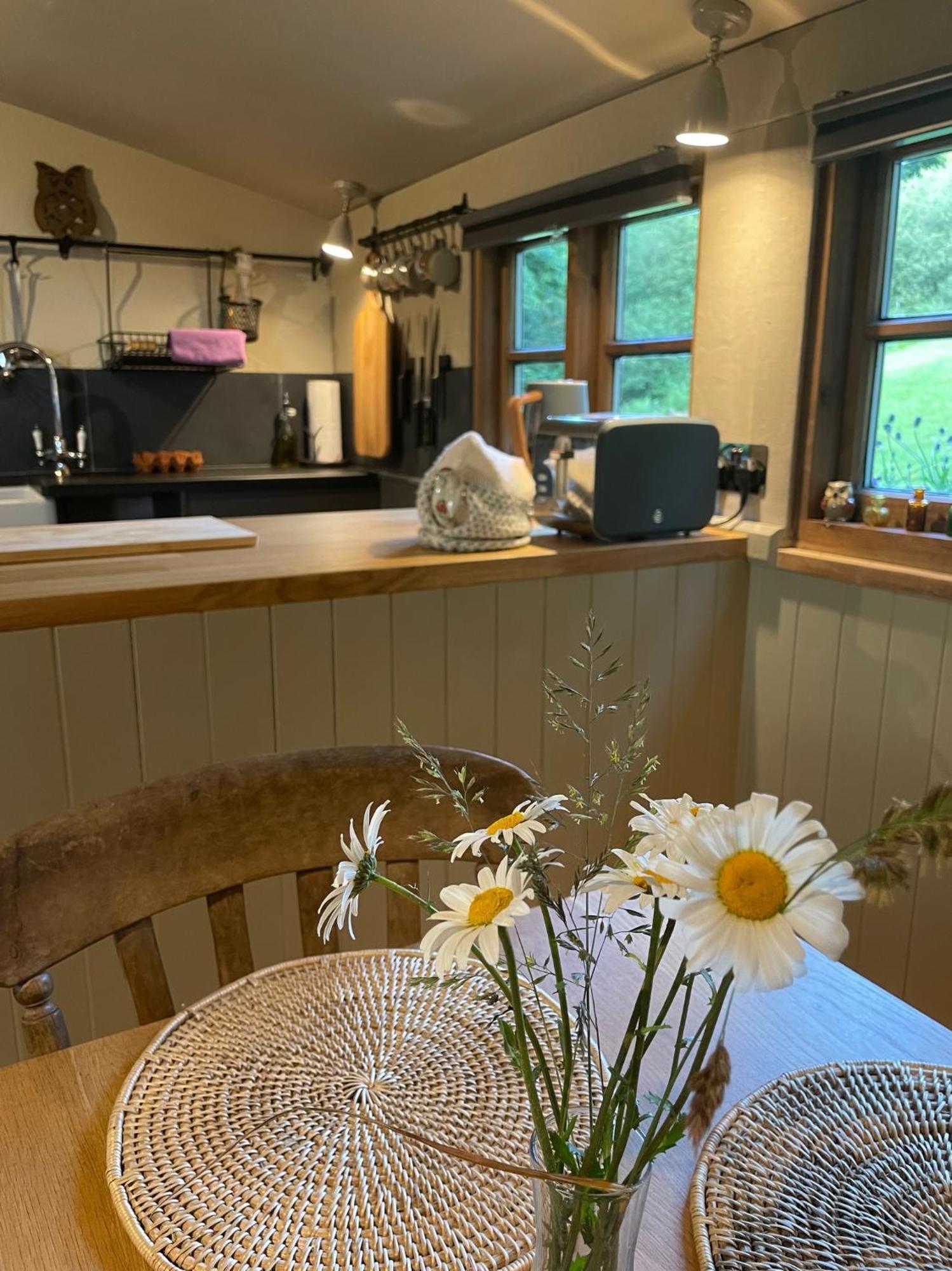 Willa Faraway Follies Llandegla Zewnętrze zdjęcie